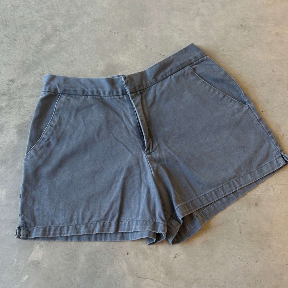American Eagle Outfitters Khakis Gray Cotton Shorts Womens Size 4 Casual Twill